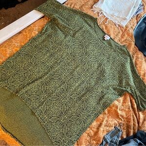 Green Patterned LuLaRoe Short Sleeve Top